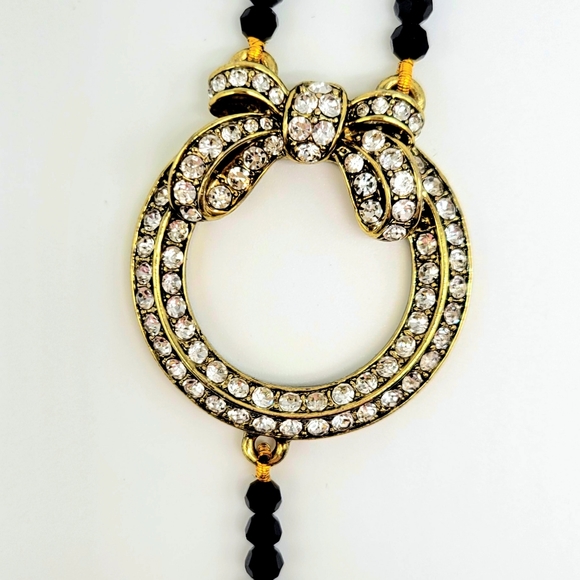 Heidi Daus Extra Long Swarovski Crystal Wreath Lariat with Faceted Beads and Bow - Picture 9 of 13
